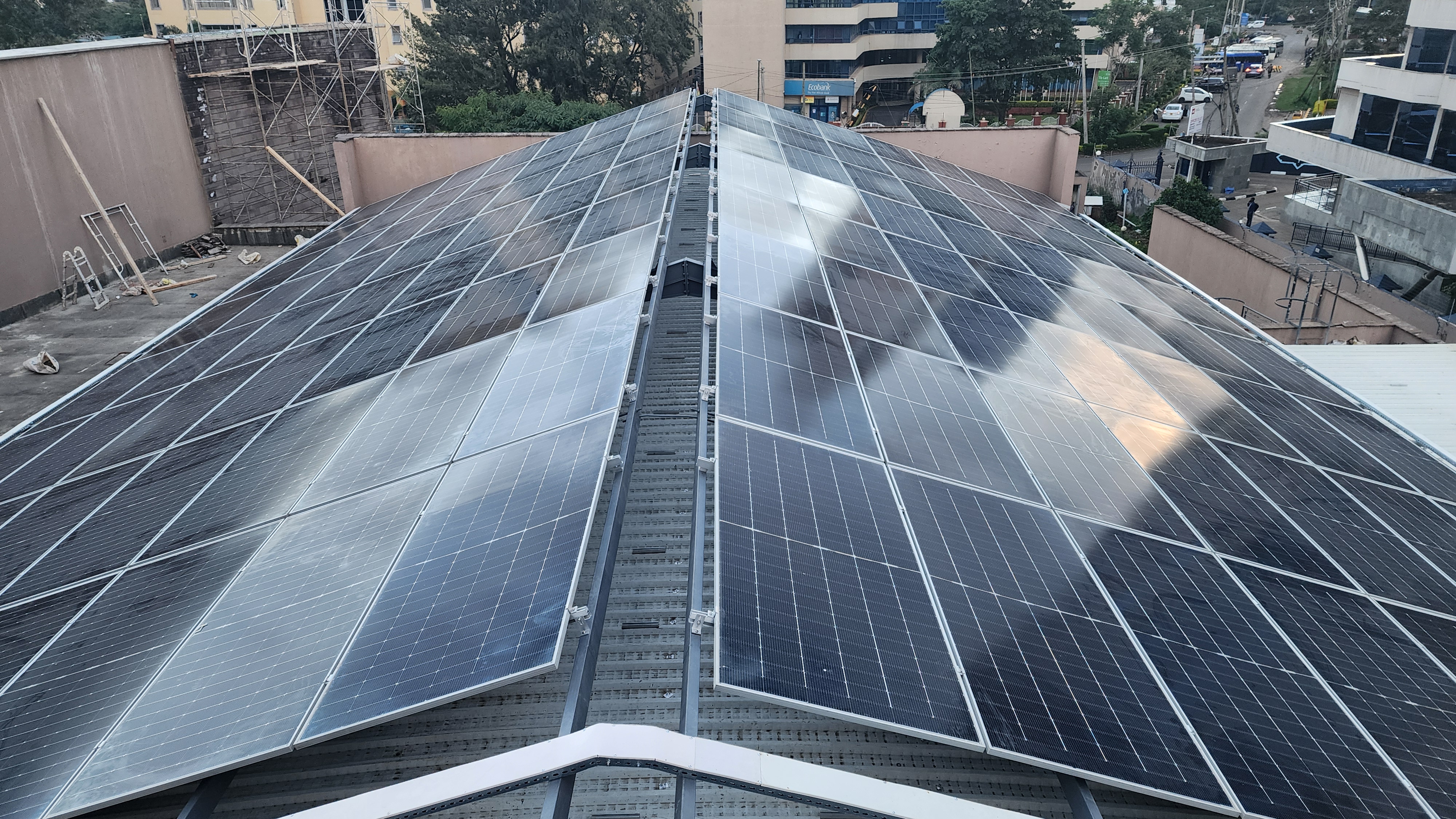 Commercial rooftop solar panels